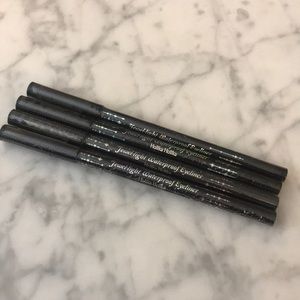 ✨Holika Holika Jewel Light Waterproof Eyeliner ✨
